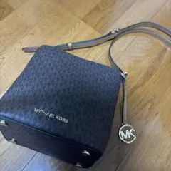 Item thumbnail for item 95998350-7cd1-4234-a2a0-dd7e13d40378