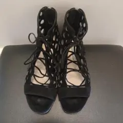 PRADA ブラックスエード レースアップサンダル