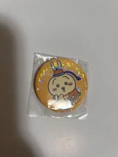 ちいかわ飯店 ホログラム缶バッジ うさぎ