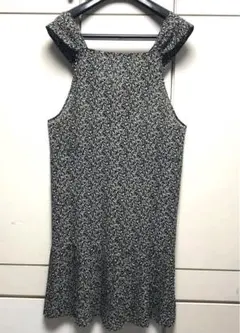 黒花柄　エプロン プリーツ　ロング　前掛け　レトロ　サテン　エレガント