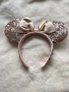 Item thumbnail for item 52679f80-7eee-45cf-a328-0d9d7e317935