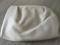 コスメデコルテ　アイボリー ポーチ