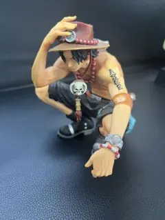 エース フィギュア ワンピース ワーコレ 七武海 頂上戦争 - メルカリ
