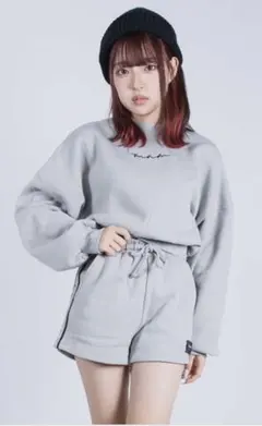 mnmスウェットセットアップ　子ども　女の子　トレーナー＆ショートパンツ　150