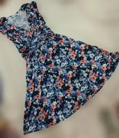 花柄ノースリーブワンピース EGERIE