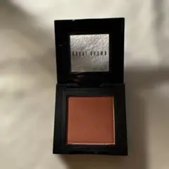 BOBBI BROWN パウダーチーク M09 ベルベットのサムネイル