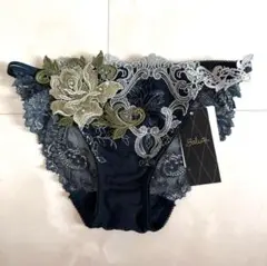 ☆ワコール サルート ショーツ M☆82G
