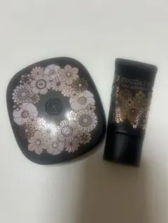 DECORTE アイシャドウパレット ➕ ロージー グロウライザー