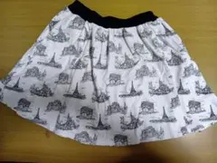 BeBe　プリントスカート ホワイト（140）