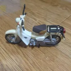 ガチャガチャ　ホンダスーパーカブ