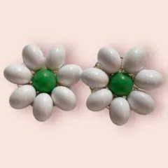 イヤリング　大ぶり　花　レトロポップ　昭和　ヴィンテージ　ビーズ　古着　フラワー