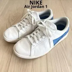 NIKE ナイキ　Air Jordan 1 エアジョーダン1 ホワイト×ブルーのサムネイル