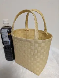 Item thumbnail for item c182ad05-1f05-4c59-8545-97b90b4d3b6d