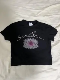 Sculptor ブラック クロップドTシャツのサムネイル