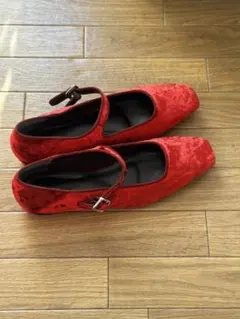 新品　BEAUTY & YOUTH 赤ベルベットフラットシューズ