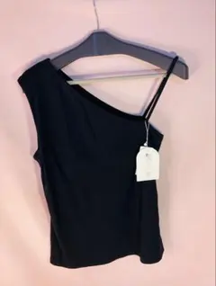ブラック片方肩出しタンクトップ L