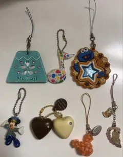 キーホルダー ストラップ まとめ売り ディズニー セサミストリート　ミッキー 他