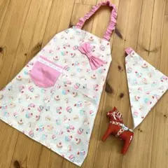 着脱簡単！ 子供エプロン 120 〜 130 三角巾セット☆ スイーツ柄♪