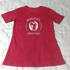 赤いリンゴプリントTシャツ Mサイズのサムネイル