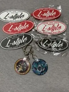 L-style グッズセット(キーホルダー、ラッキーコイン、ステッカー)