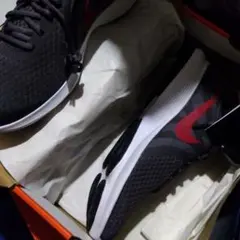 NIKE レボリューションⅣ 27cm 新品未使用