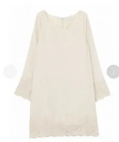 値下げ！完売商品マーキュリーデュオ　アイボリー 刺繍入り 長袖ミニワンピ