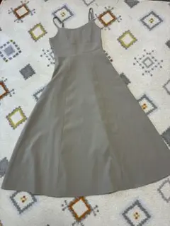 キャミワンピース ベージュ