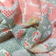 縮緬C-137古布　アンティーク　リメイク用　着物はぎれ　襤褸