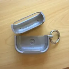 AirPodsケース　iFace