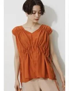 最終値下げ 新品 アズールバイマウジー ドロストギャザーブラウス S