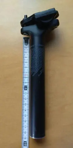 EASTON　EA70 アルミシートポストΦ27.2mm ブラックのサムネイル