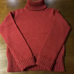 バーバリーロンドン　赤タートルネックセーター