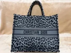 Christian Dior Book Tote ヒョウ柄 ラージサイズのサムネイル