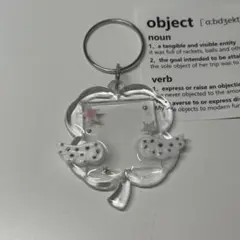 クローバーキーホルダー ハンドメイド 推し活 白 ピンク キーホルダーデコ