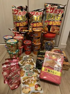 【激安】お菓子　大量　まとめ売り　ピザポテト　じゃがりこ　カントリーマのサムネイル