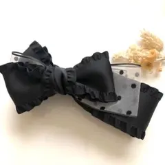 【オーダーメイド品】サテンフリルとドットリボンアシンメトリーバナナクリップ