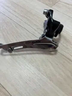 SHIMANO 105 フロントディレイラーのサムネイル