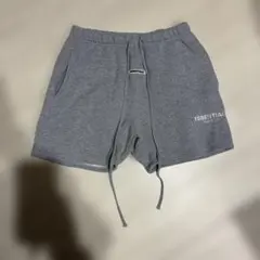 2026年最新】エッセンシャルズ ハーフパンツの人気アイテム - メルカリ