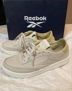 完売　Reebok ×emmi Club C Clean 限定コラボスニーカー