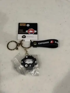 EXPO2025 万博 ミャクミャク なりきり シナモ　キーホルダー 黒