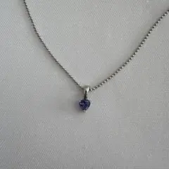 925シルバー 青紫色ハート型ネックレス