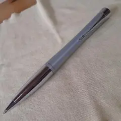 Item thumbnail for item f708bfc4-3d45-4a94-a595-f58e4fefc066