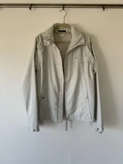 トミーヒルフィガー白マウンテンパーカー