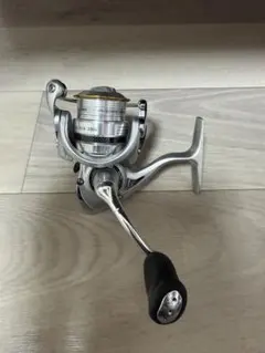 21フリームス LT3000-CXH ベアリング追加 スタンド＆替えスプール付き 21フリームス LT3000-CXH ベアリング追加 スタンド＆替えスプール付き