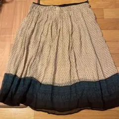 pas de calais シルク100% フレアスカート 38のサムネイル