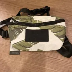 新品未使用　アロハコレクション　ヒップバッグ