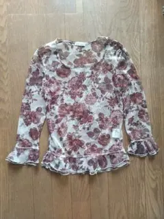 L'EST ROSE レストローズ ♡ 薔薇柄 メッシュ 透け感 カットソーのサムネイル