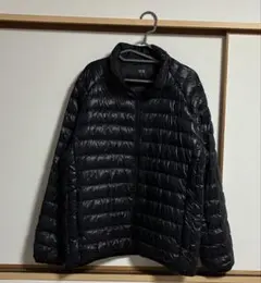 ユニクロフェザージャケットXLのサムネイル