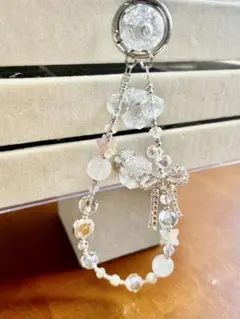 クリスタルビーズ ストラップ