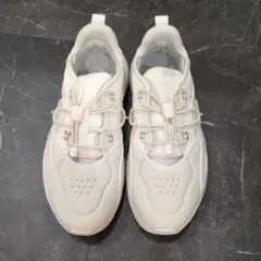 PUMA スニーカー ホワイト
